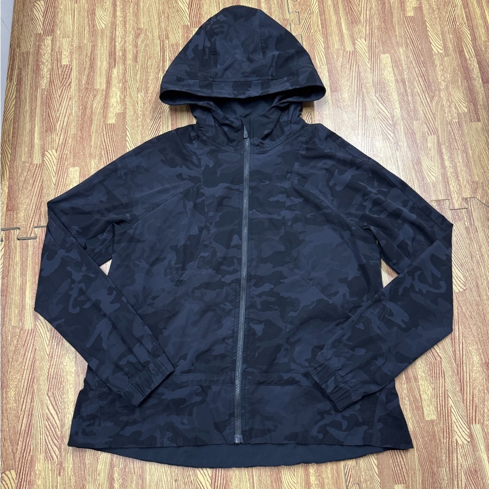 lululemon athletica Black Navy Camo Hooded Zip Jacket